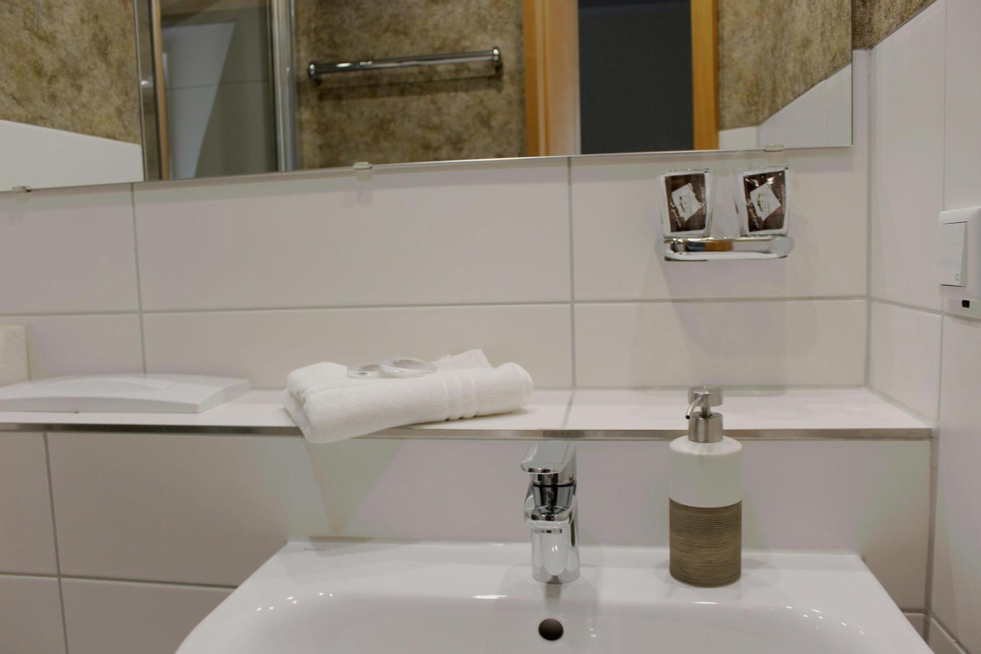 Hotel Saechsisches Haus Berggiesshübel Εξωτερικό φωτογραφία