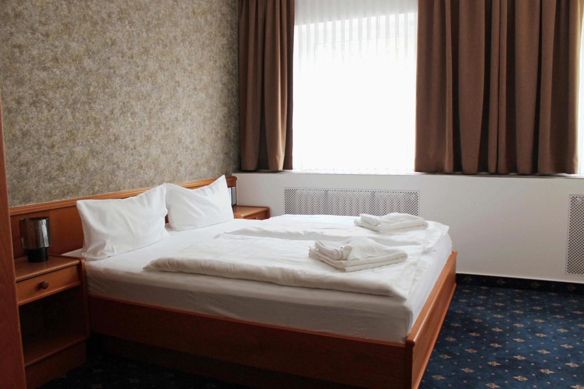 Hotel Saechsisches Haus Berggiesshübel Εξωτερικό φωτογραφία