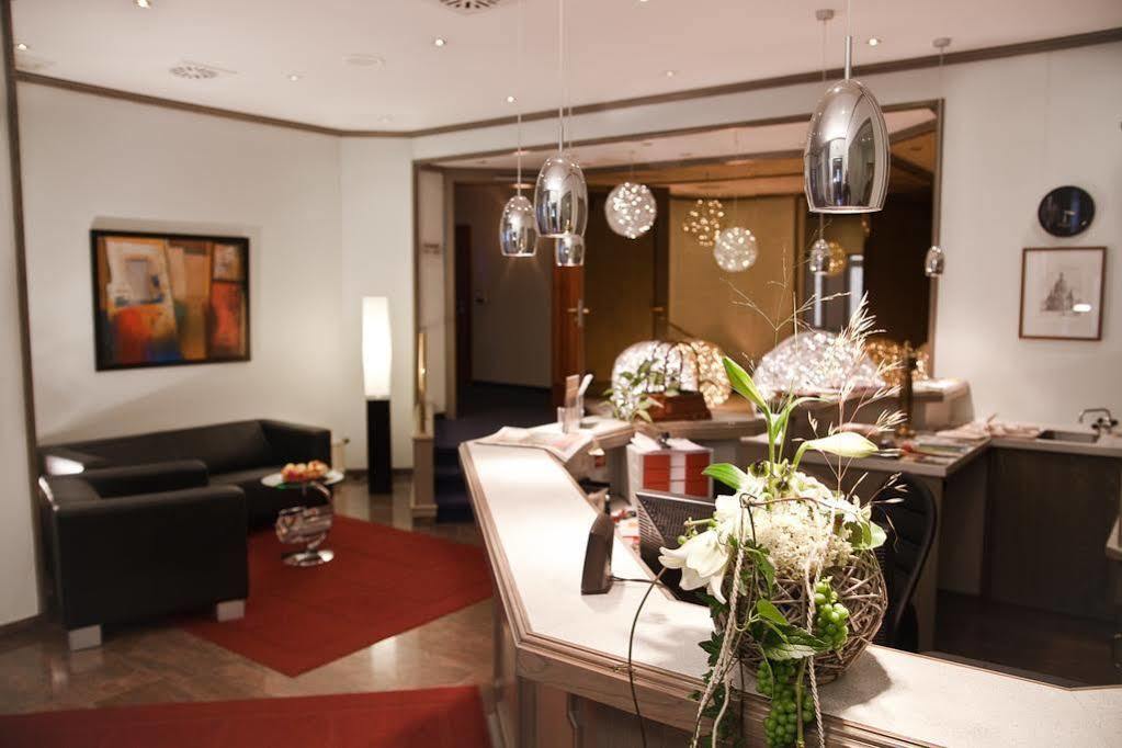 Hotel Saechsisches Haus Berggiesshübel Εξωτερικό φωτογραφία