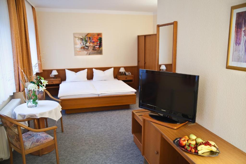 Hotel Saechsisches Haus Berggiesshübel Εξωτερικό φωτογραφία